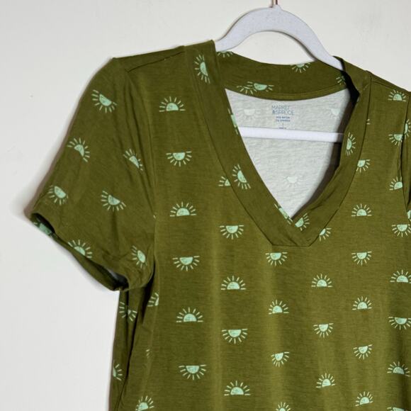 Market & Spruce V-Neck Short Sleeve T-Shirt Green NWT Size Small Soft - Picture 3 of 7